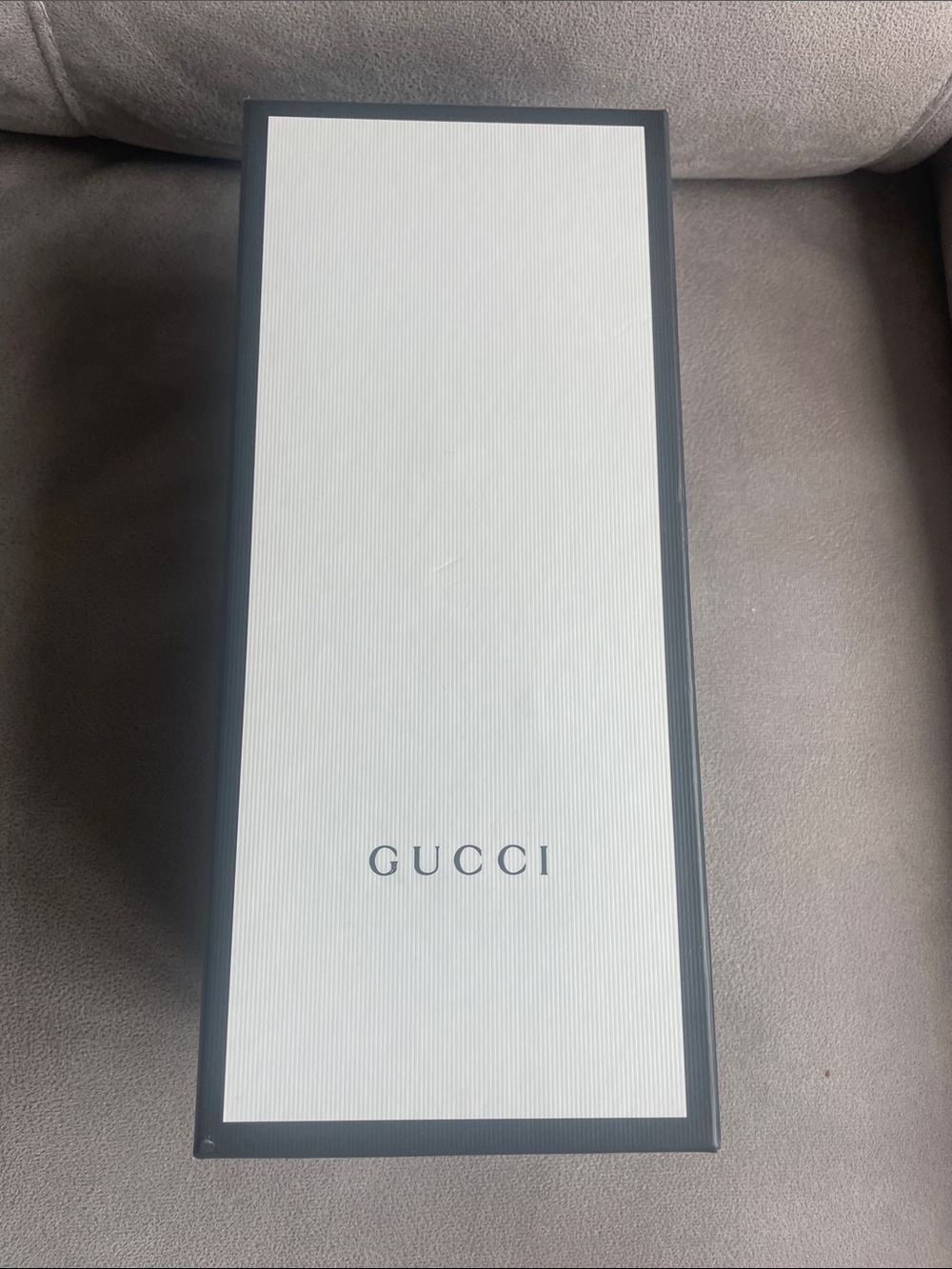 Gucci sandal shoe box